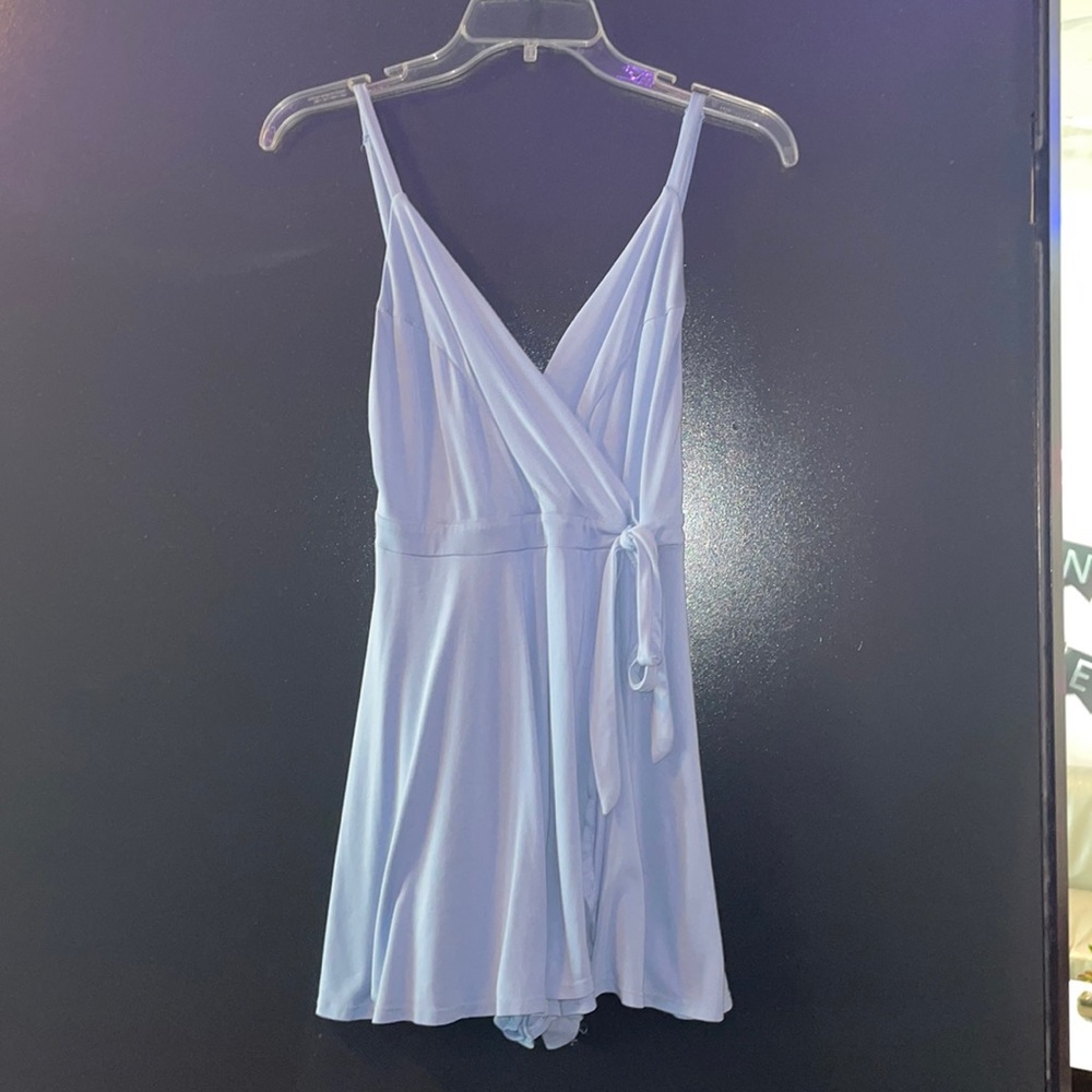 Urban Outfitters Romper - Picture 2 of 6